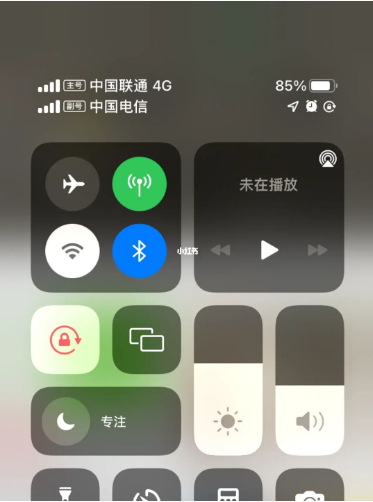 潮阳苹果手机维修分享iPhone双卡信号解决办法 