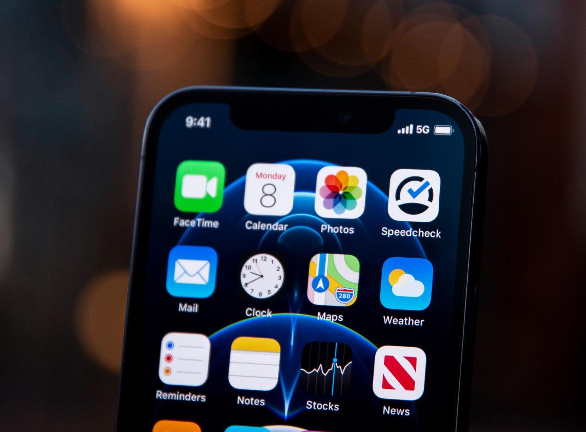 潮阳苹果手机维修分享为什么 iPhone 12 在冬季会自动关机 